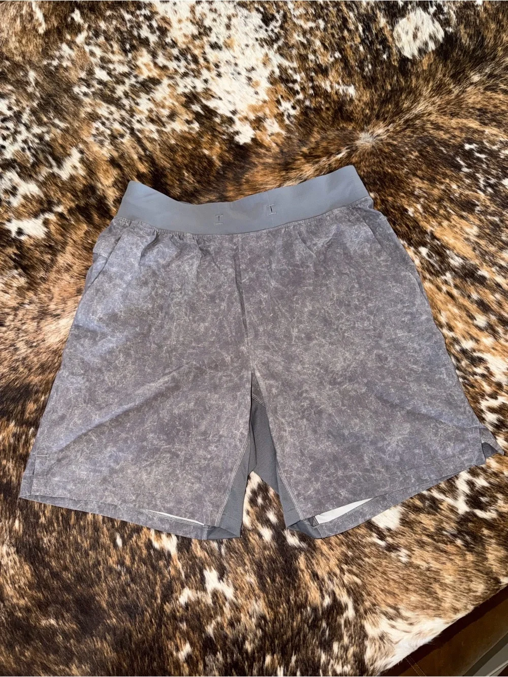 Lululemon Men's Performance Athletic Shorts - Gray